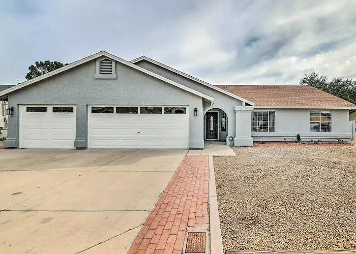 Group Getaway In < 1 Mi To Westgate! Holiday home Glendale