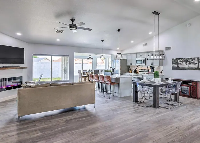 Holiday home Group Getaway In < 1 Mi To Westgate! *