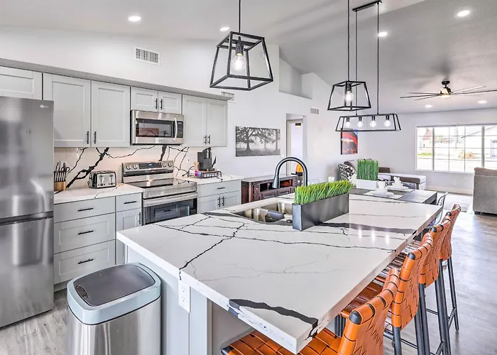 Holiday home Group Getaway In < 1 Mi To Westgate! *